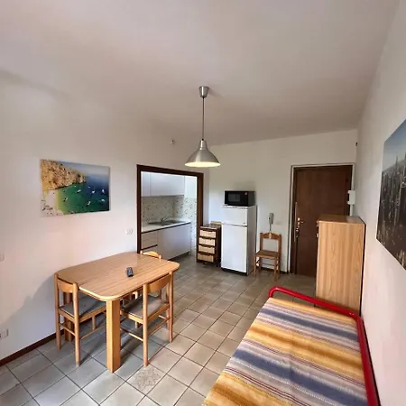 Delfini Appartement *