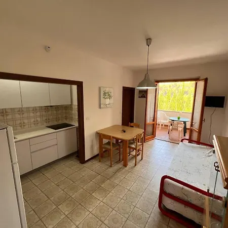 Apartman Delfini *